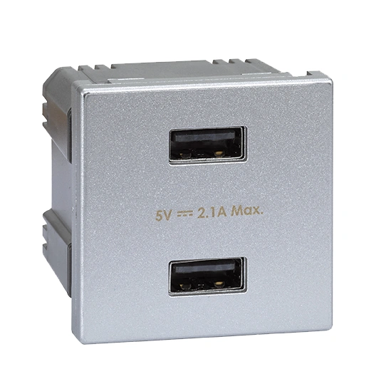 USB ładowarka K45 (45x45) gniazdo typ A 5V/2,1A; aluminium