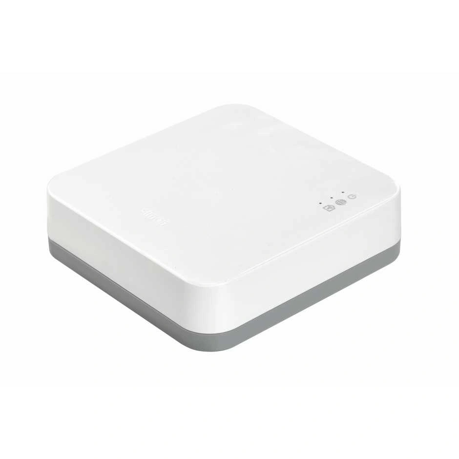 SIMON 100 Centrala HUB PRO iO desktop [1]
