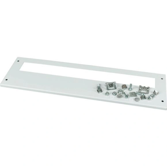 XMMC0608C Pokrywa czołowa z wycięciem dla aparatury modułowej, H=150, W=800
