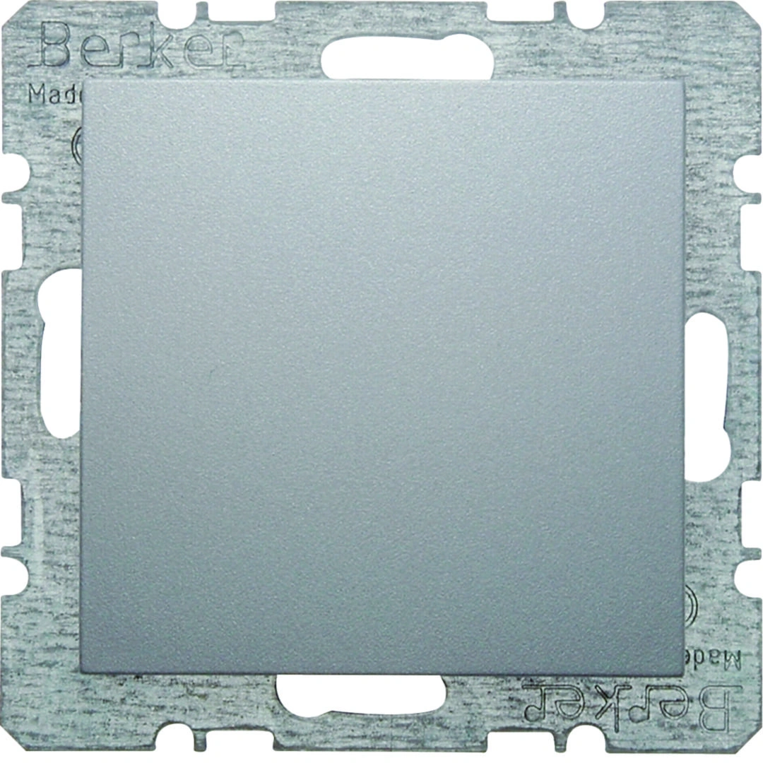 B.Kwadrat/B.7 Zaślepka z płytką czołową z cokołem i pazurkami, aluminium [10]